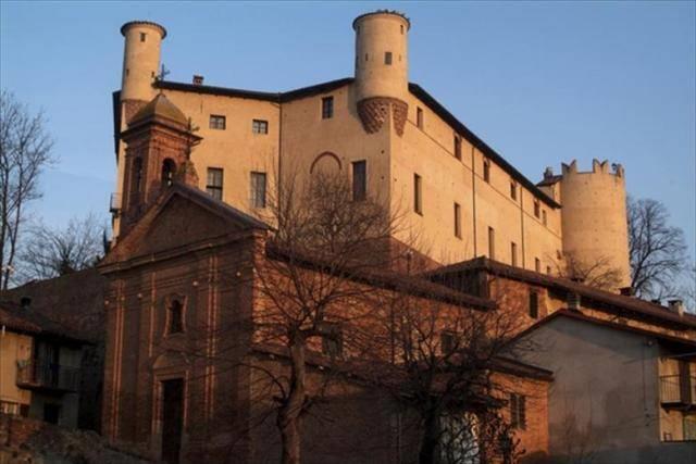 Castello di Cortanze, medieval castle